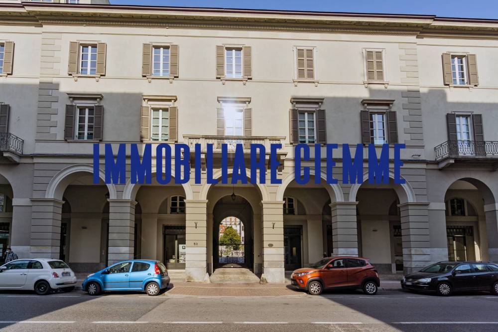 ufficio in vendita a Lecco in zona Corso Martiri