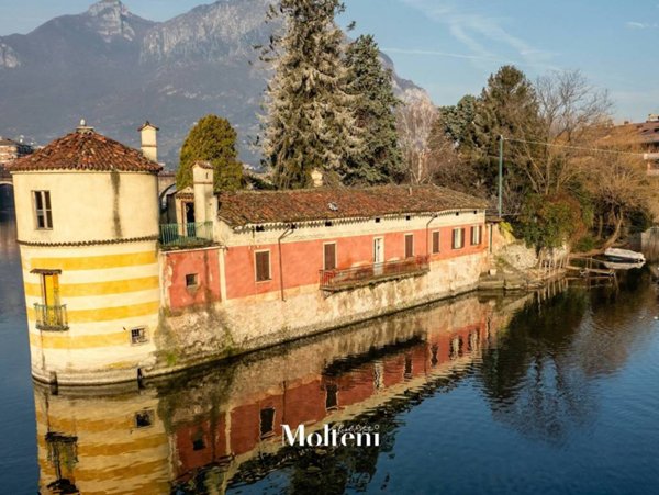 casa indipendente in vendita a Lecco in zona Pescarenico