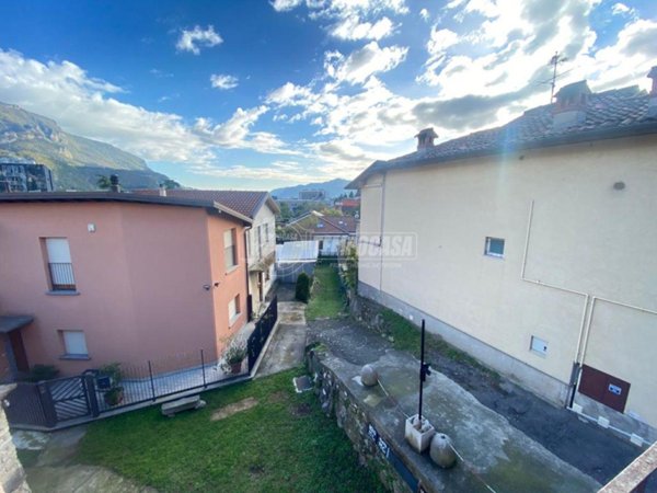 casa indipendente in vendita a Lecco in zona Viale Turati