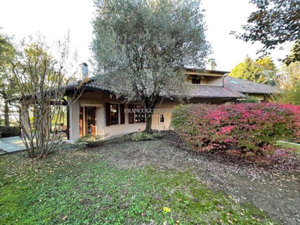 casa indipendente in vendita a Lecco in zona Lecco Centro