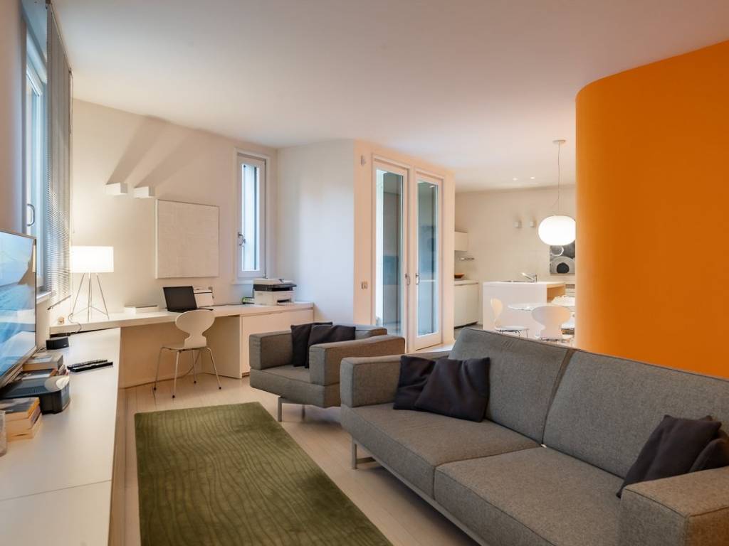 appartamento in vendita a Lecco in zona Santo Stefano