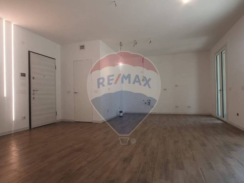 appartamento in vendita a Lecco in zona Germanedo