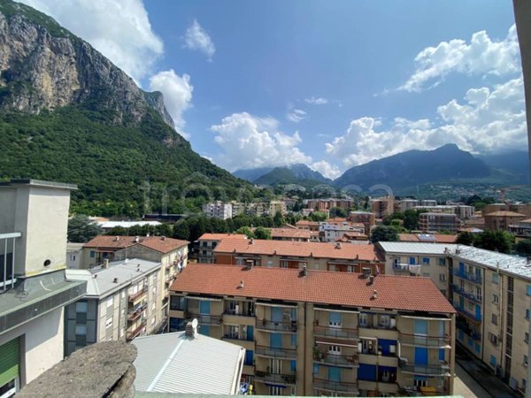 appartamento in vendita a Lecco in zona Viale Turati
