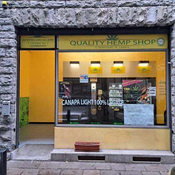 appartamento in vendita a Lecco in zona Viale Turati