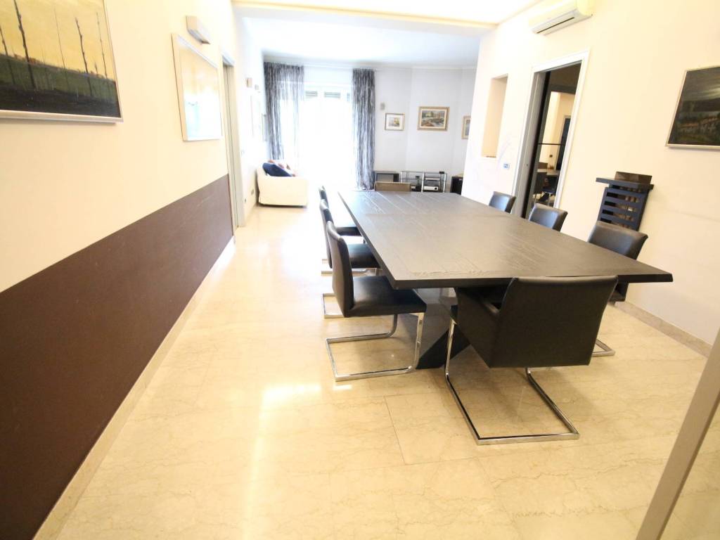 appartamento in vendita a Lecco in zona Chiuso