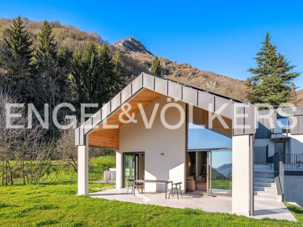 casa indipendente in vendita a Lecco in zona Rancio