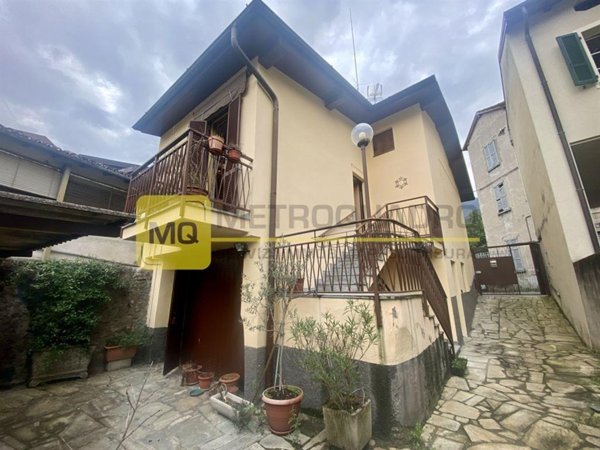 casa indipendente in vendita a Lecco in zona Viale Turati