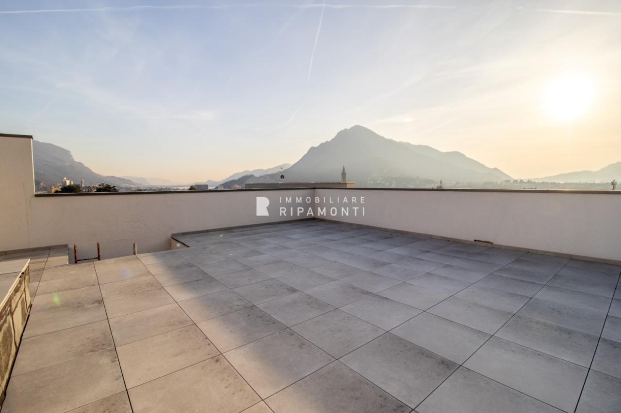 appartamento in vendita a Lecco in zona Castello