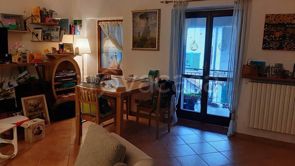 appartamento in vendita a Lecco in zona Maggianico