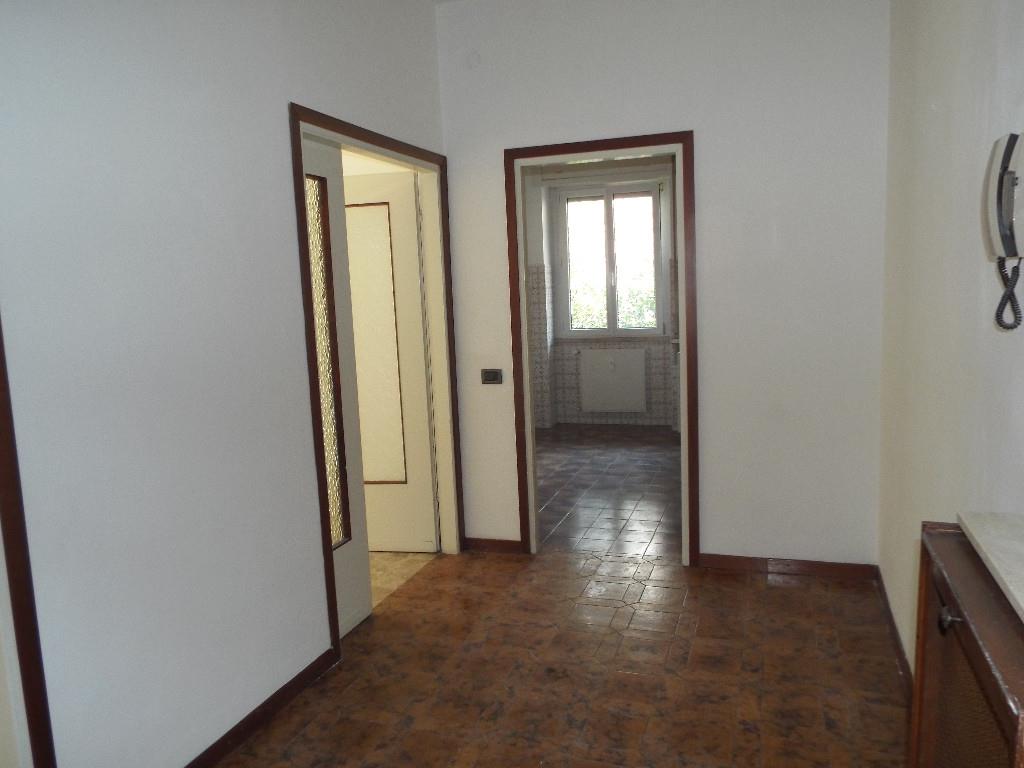 appartamento in vendita a Lecco in zona Viale Turati