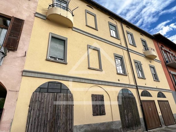 appartamento in vendita a Lecco in zona Acquate