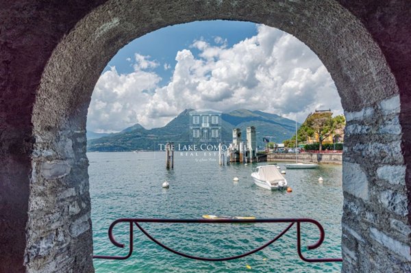 casa indipendente in vendita a Lecco