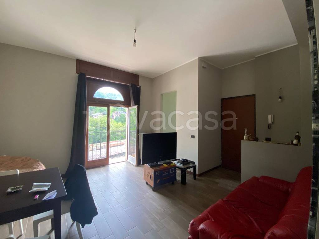 appartamento in vendita a Lecco in zona Bonacina