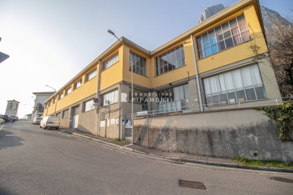 ufficio in vendita a Lecco in zona Rancio