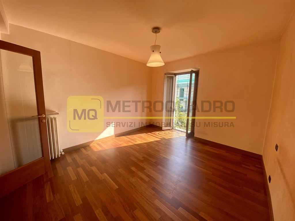 appartamento in vendita a Lecco in zona Viale Turati