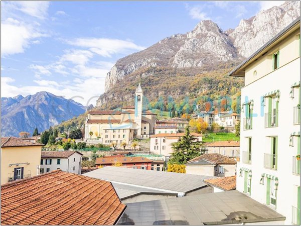 appartamento in vendita a Lecco in zona San Giovanni