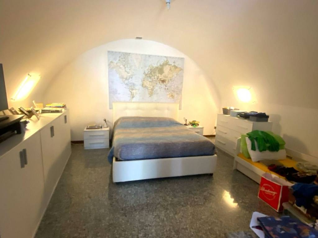 appartamento in vendita a Lecco in zona Castello