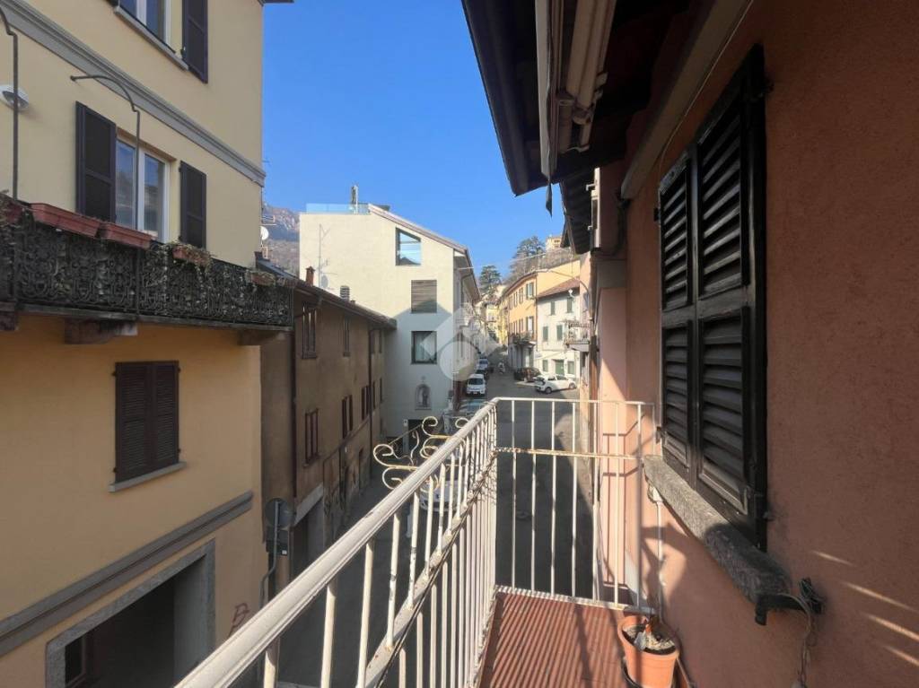 casa indipendente in vendita a Lecco in zona Rancio