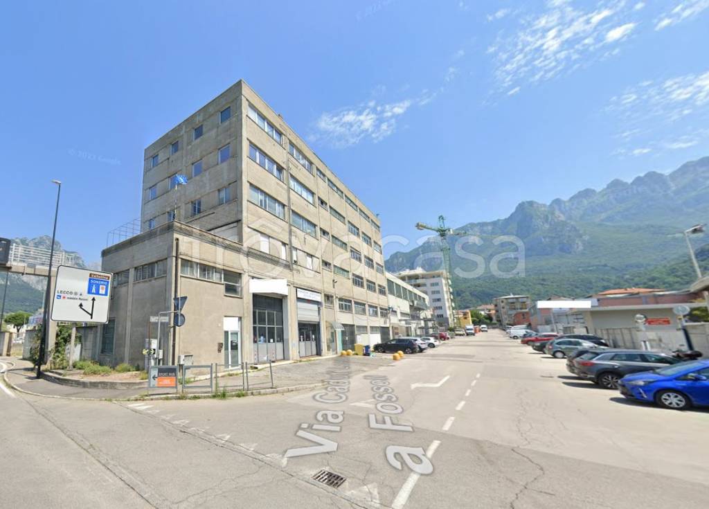 appartamento in vendita a Lecco in zona Caleotto