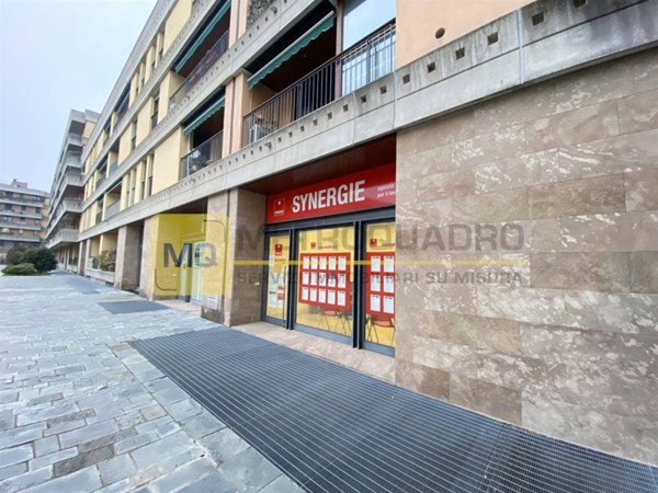 negozio in vendita a Lecco in zona Castello
