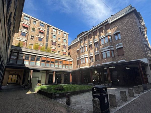 appartamento in vendita a Lecco in zona Lecco Centro