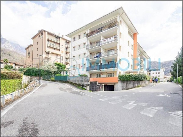 appartamento in vendita a Lecco in zona Germanedo