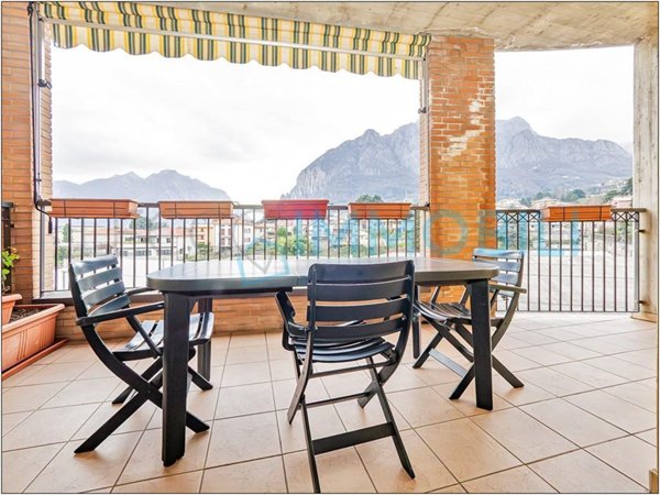 appartamento in vendita a Lecco in zona Olate
