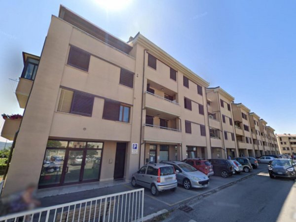 ufficio in vendita a Lecco in zona Rancio