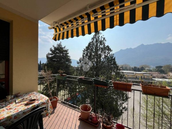 appartamento in vendita a Lecco in zona Maggianico