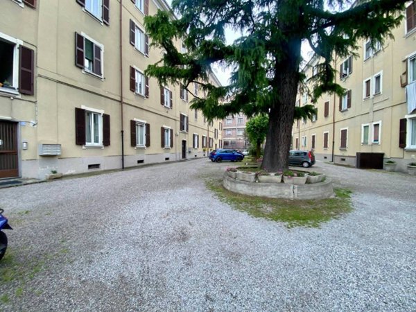 appartamento in vendita a Lecco in zona Pescarenico