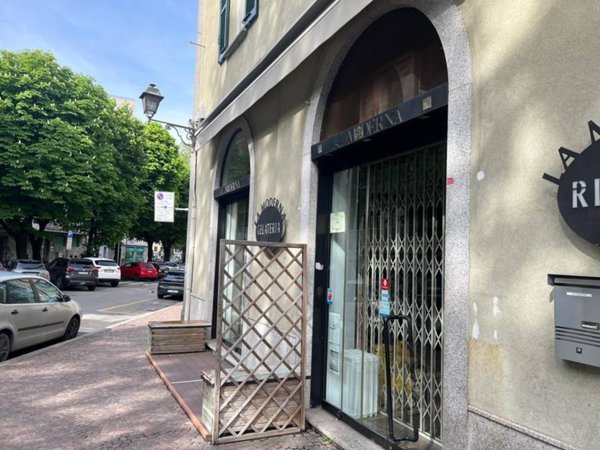 appartamento in vendita a Lecco in zona Lecco Centro
