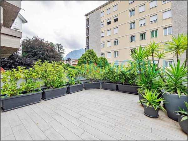 appartamento in vendita a Lecco in zona San Giovanni