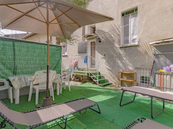 casa indipendente in vendita a Lecco in zona Maggianico