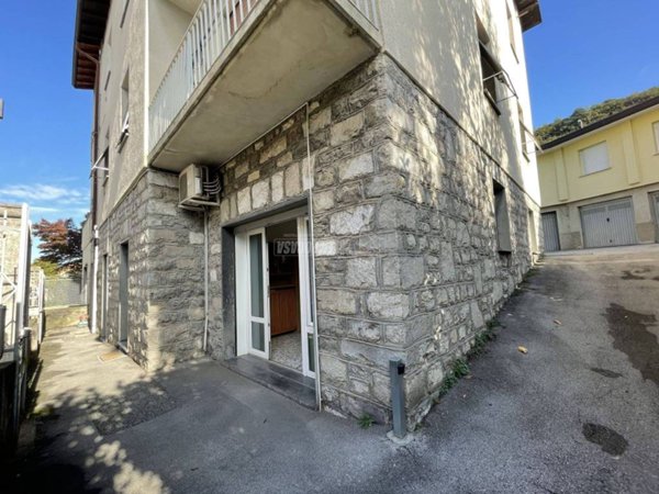 appartamento in vendita a Lecco in zona Maggianico