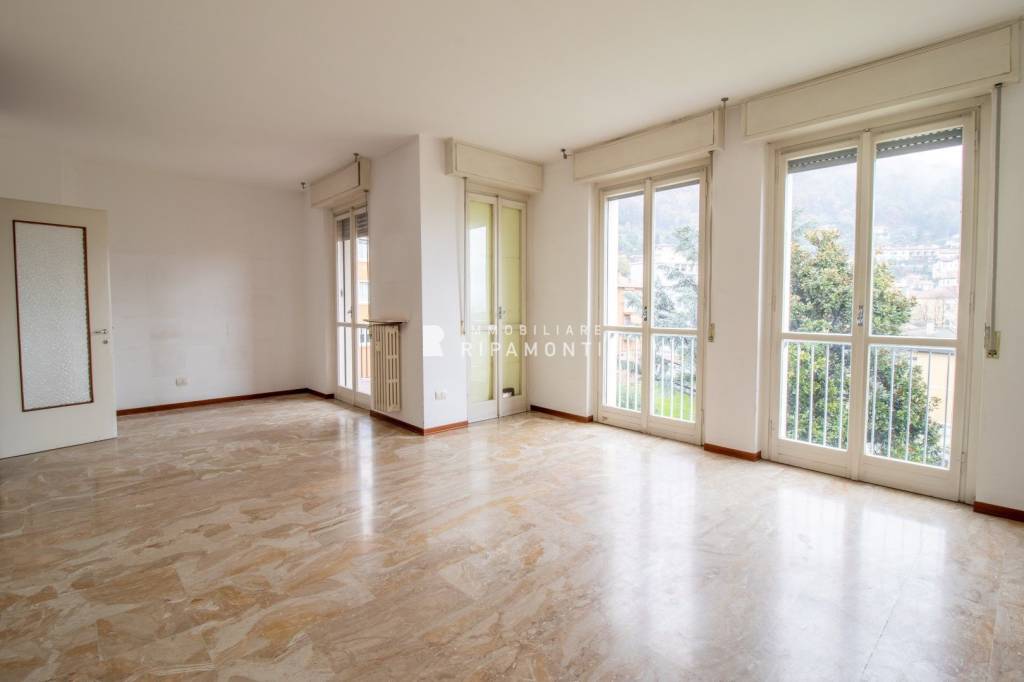 appartamento in vendita a Lecco in zona Maggianico