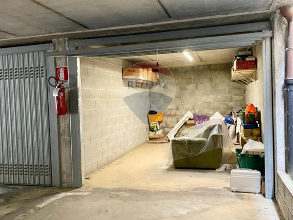 locale di sgombero in vendita a Lecco in zona Lecco Centro