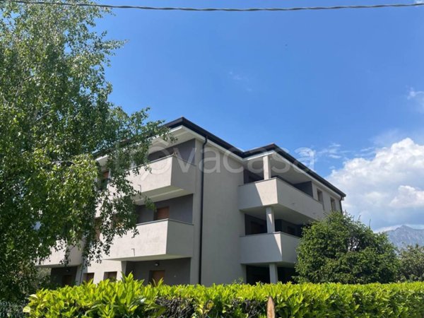 appartamento in vendita a Lecco in zona Chiuso