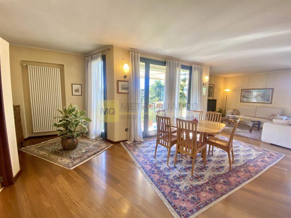 appartamento in vendita a Lecco in zona Viale Turati