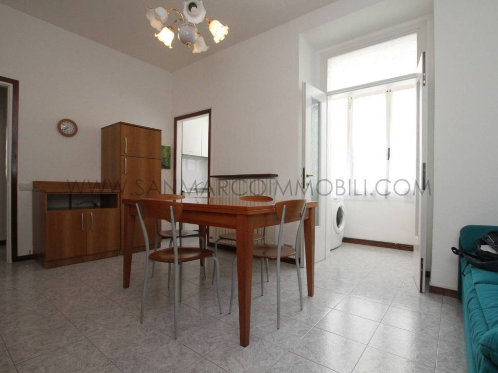 appartamento in vendita a Lecco in zona Germanedo