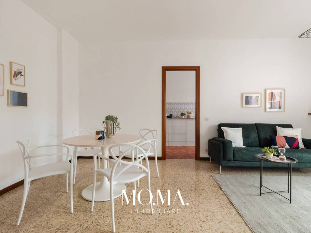 appartamento in vendita a Lecco in zona Belledo