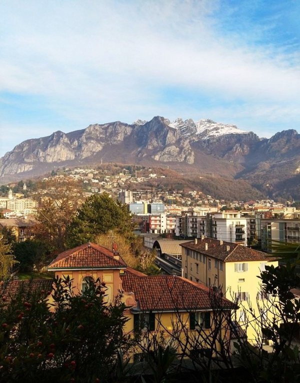 appartamento in vendita a Lecco in zona Castello