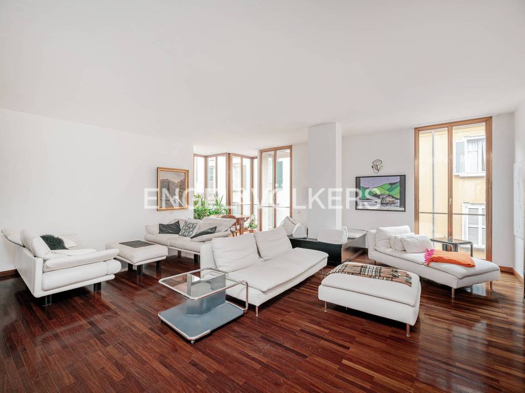 appartamento in vendita a Lecco in zona Lecco Centro