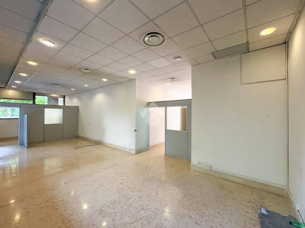 appartamento in vendita a Lecco in zona Castello