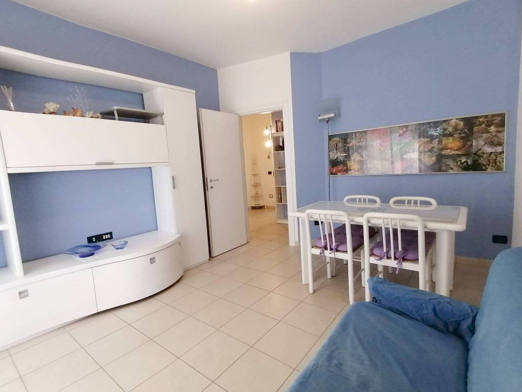 appartamento in vendita a Lecco in zona Belledo