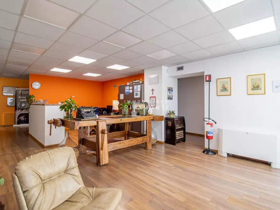 ufficio in vendita a Lecco in zona Corso Promessi Sposi
