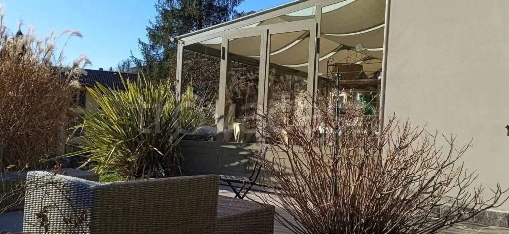 casa indipendente in vendita a Lecco in zona Bonacina
