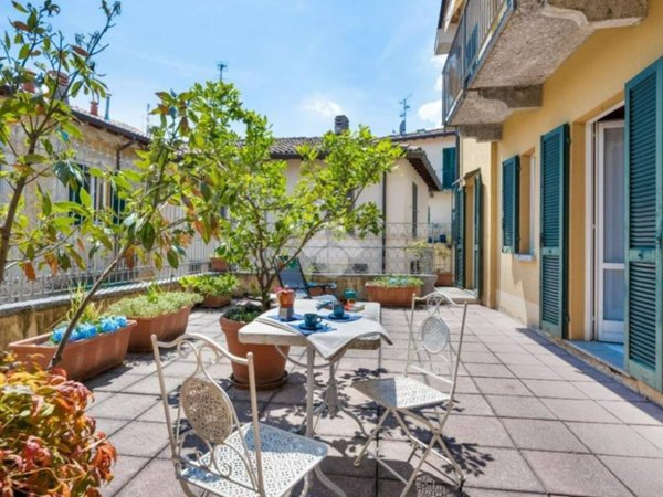appartamento in vendita a Lecco in zona Lecco Centro