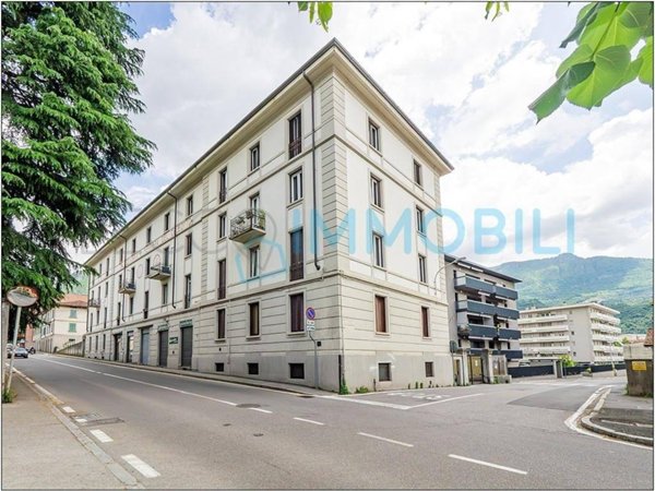 appartamento in vendita a Lecco in zona Acquate