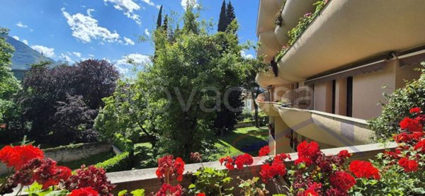 appartamento in vendita a Lecco in zona Castello