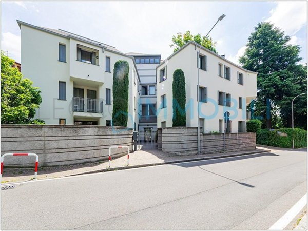 appartamento in vendita a Lecco in zona Viale Turati